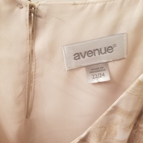 22/24 New/Never Worn/No Tag Sleeveless Top - Picture 3 of 4